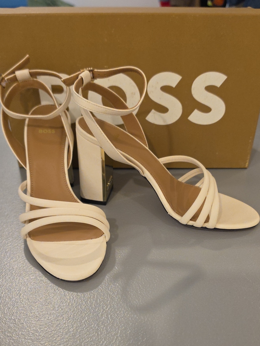 Boss women’s Cream Strappy Block Heel Sandals w/ Gold Accent size 6 new in box